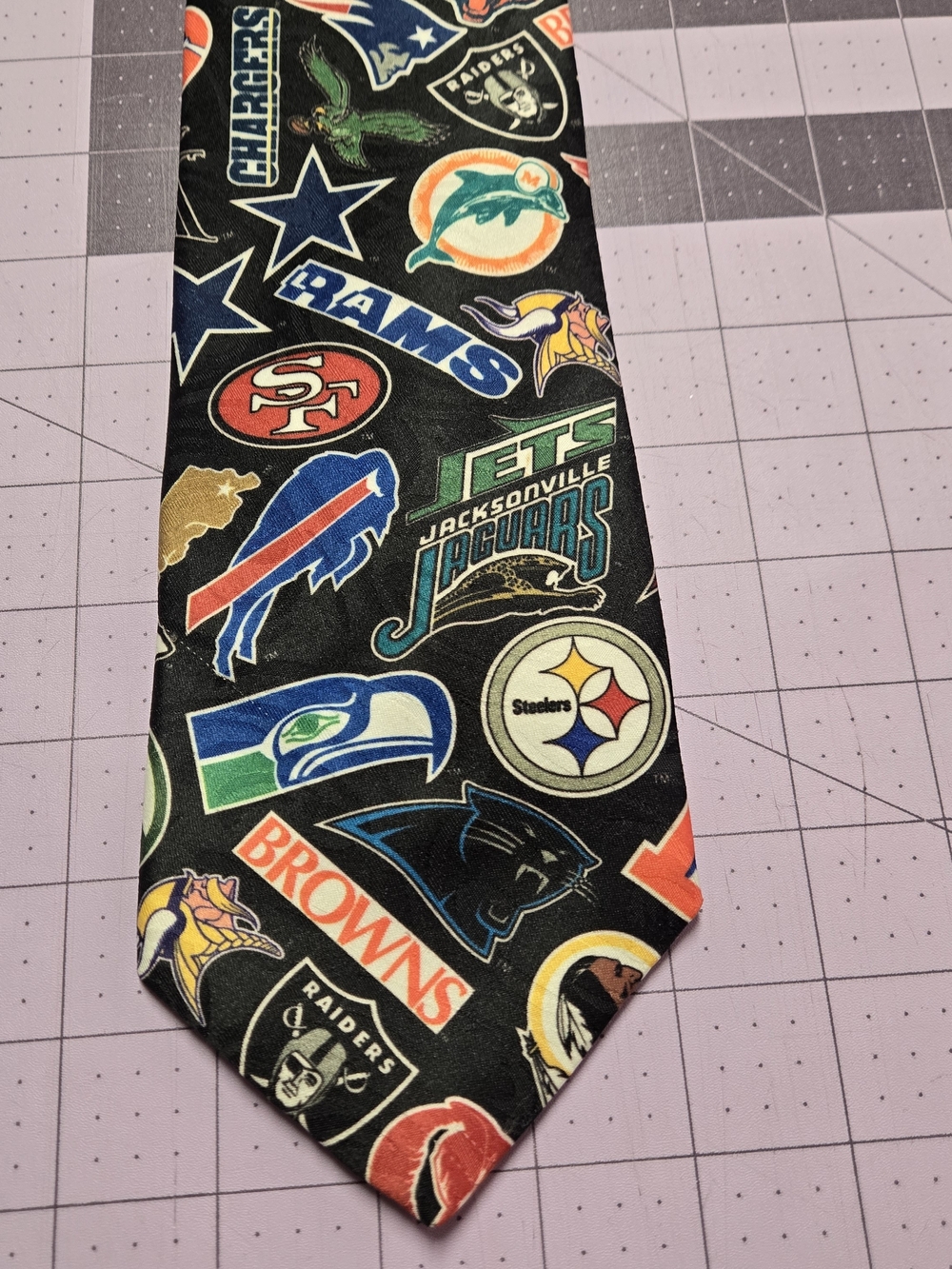 Vintage 1994 Surrey Wallywear NFL All Team Logos Necktie